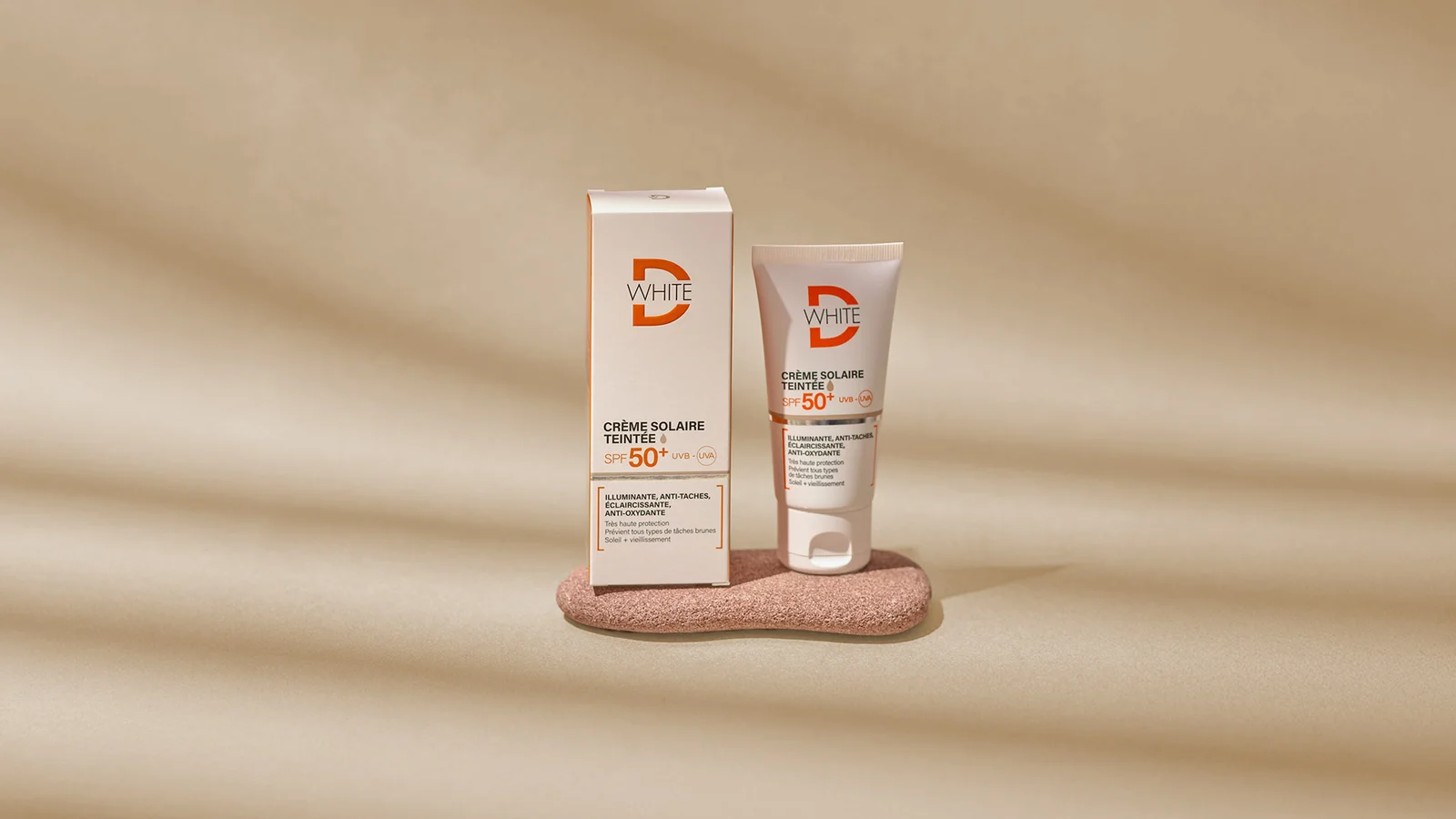 D-White Crème Solaire Teintée Clair Spf50 – 50ml